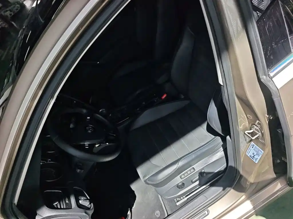Volkswagen Golf — миниатюра 15