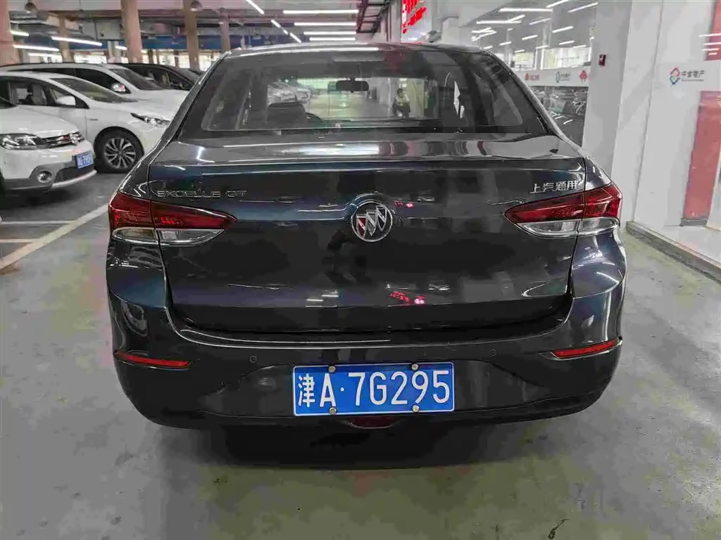 Buick Excelle — миниатюра 3