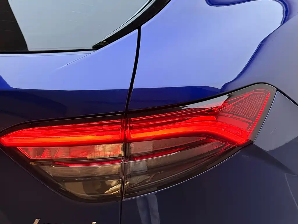 Maserati Levante — миниатюра 12