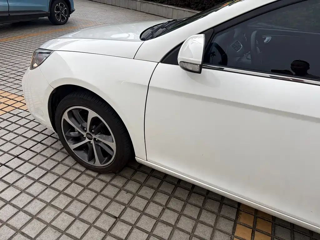 JAC JAC iEVA50 2019 Luxury