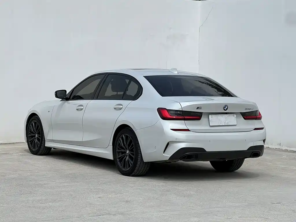 BMW 3 Series — миниатюра 9