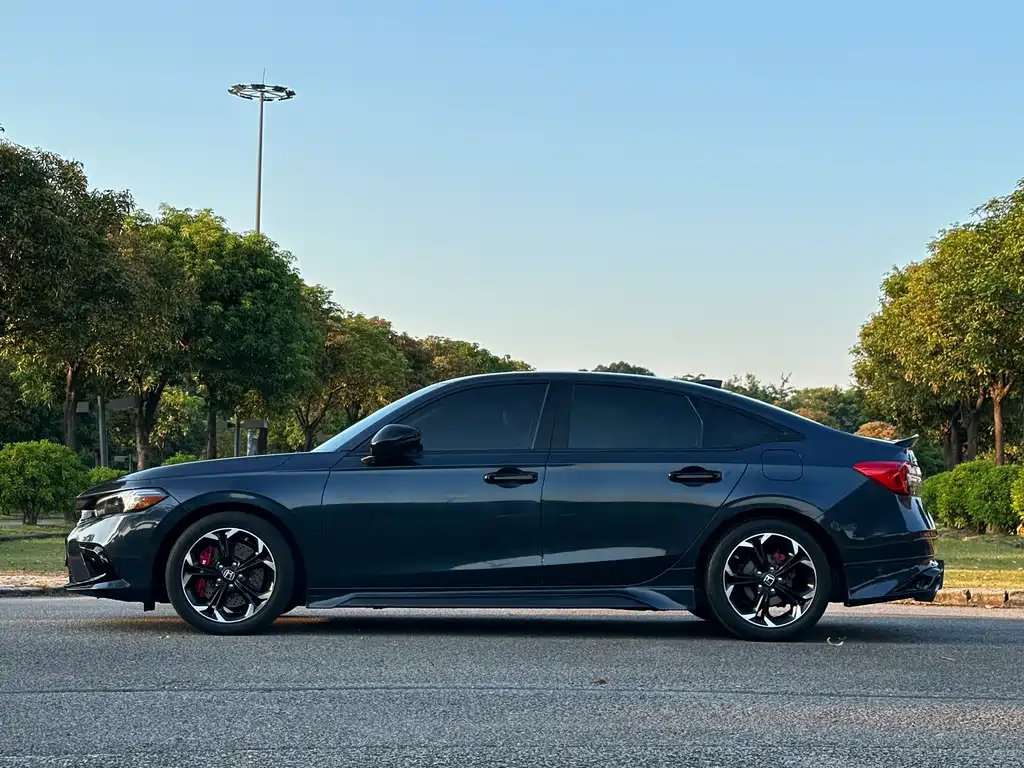 Honda Civic — миниатюра 17