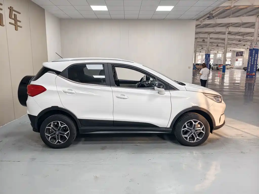 BYD Yuan Pro — миниатюра 8