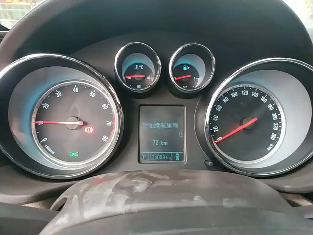 Buick Regal — миниатюра 12
