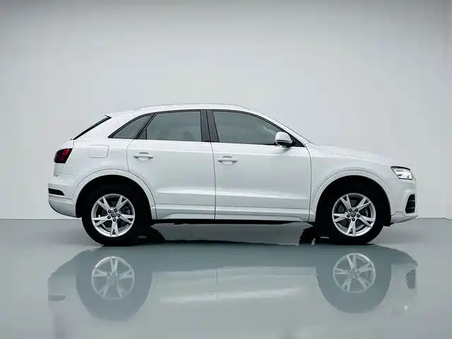 Audi Q3 — миниатюра 10