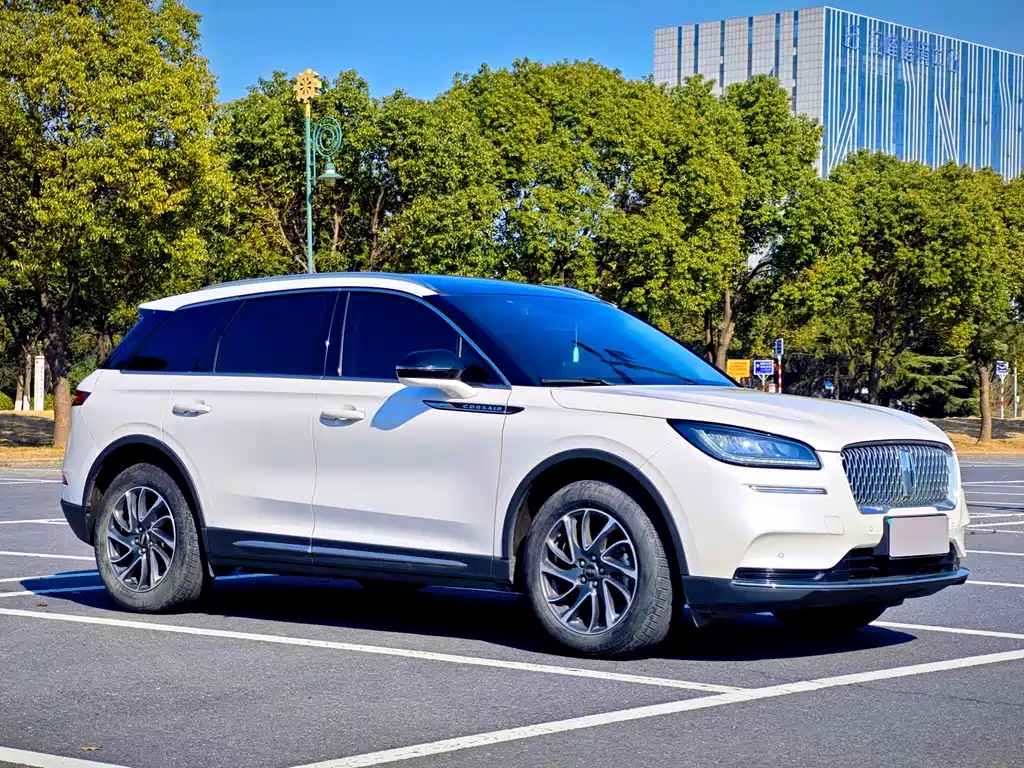 LINCOLN ADVENTURER