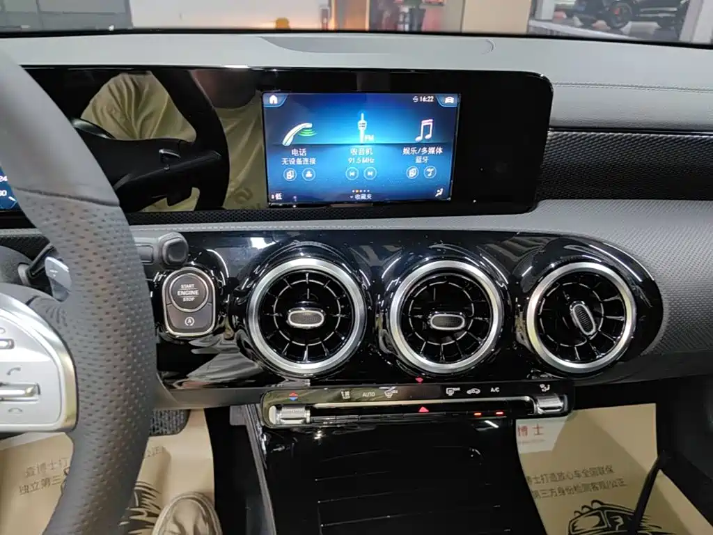 Mercedes-Benz A-Class — миниатюра 13