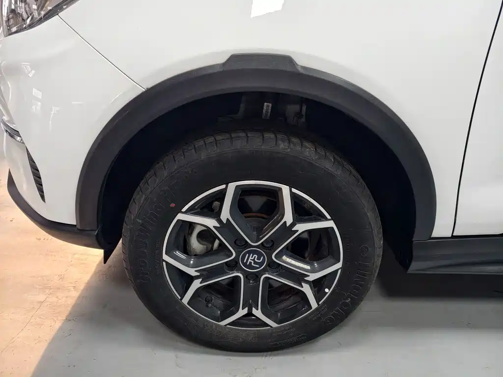 BYD Yuan Pro — миниатюра 13