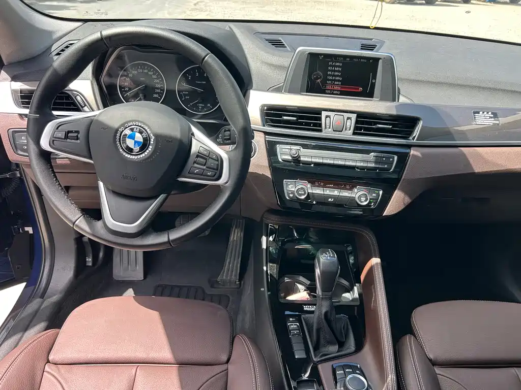 BMW X1 — миниатюра 12