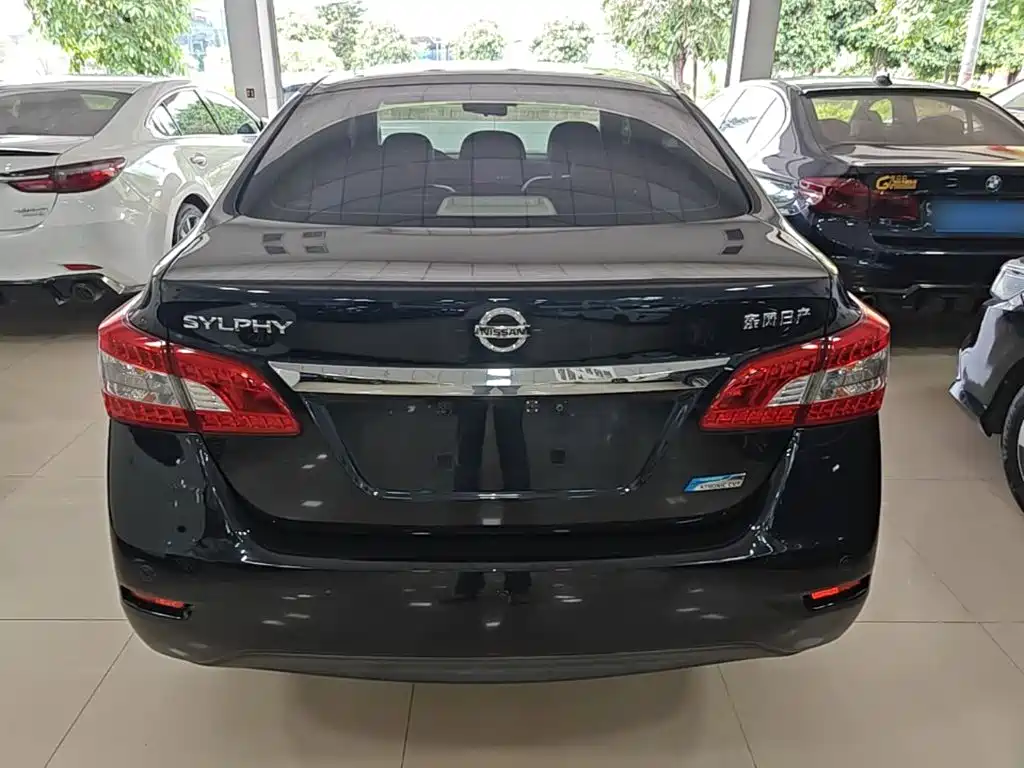 Nissan Sylphy — миниатюра 6
