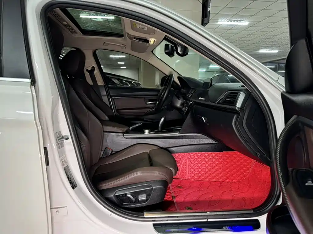 BMW 3 Series — миниатюра 17