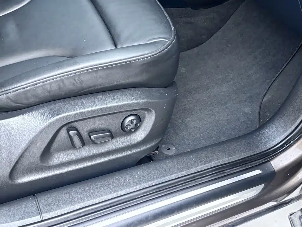 Audi Q3 — миниатюра 10