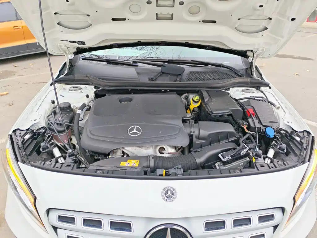 Mercedes-Benz GLA — миниатюра 16