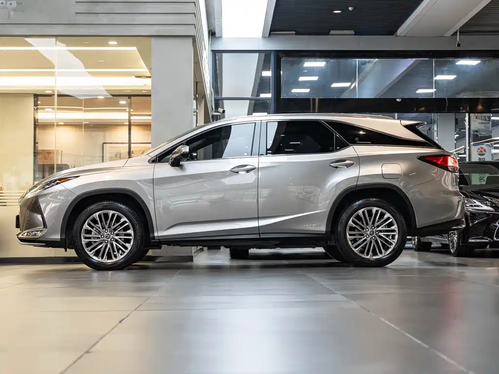 Lexus RX — миниатюра 4