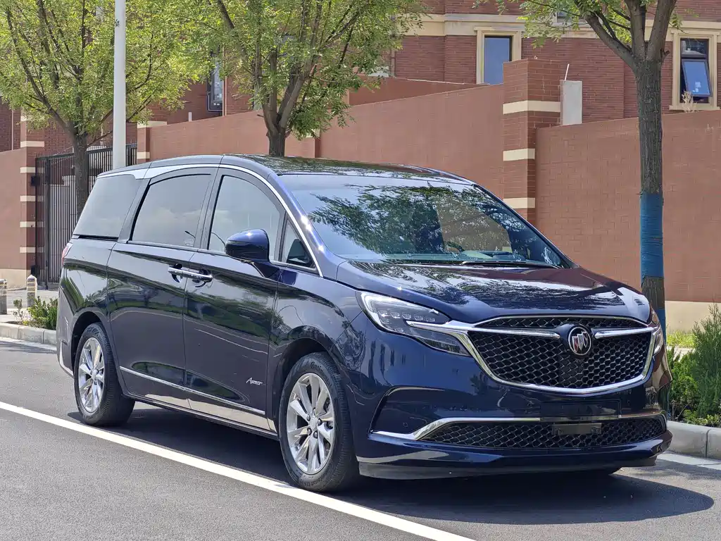 BUICK  GL8