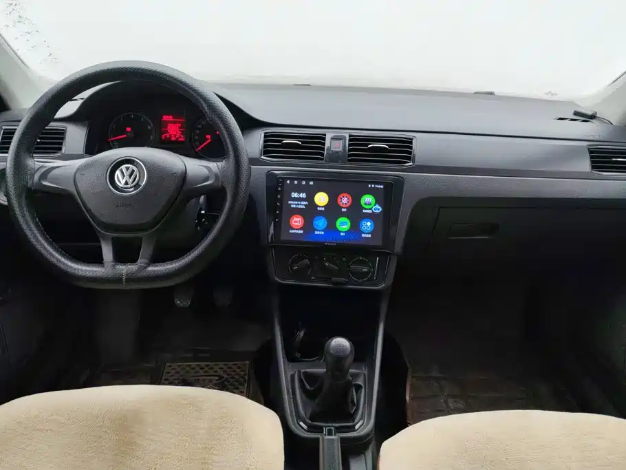 Volkswagen Santana — миниатюра 12