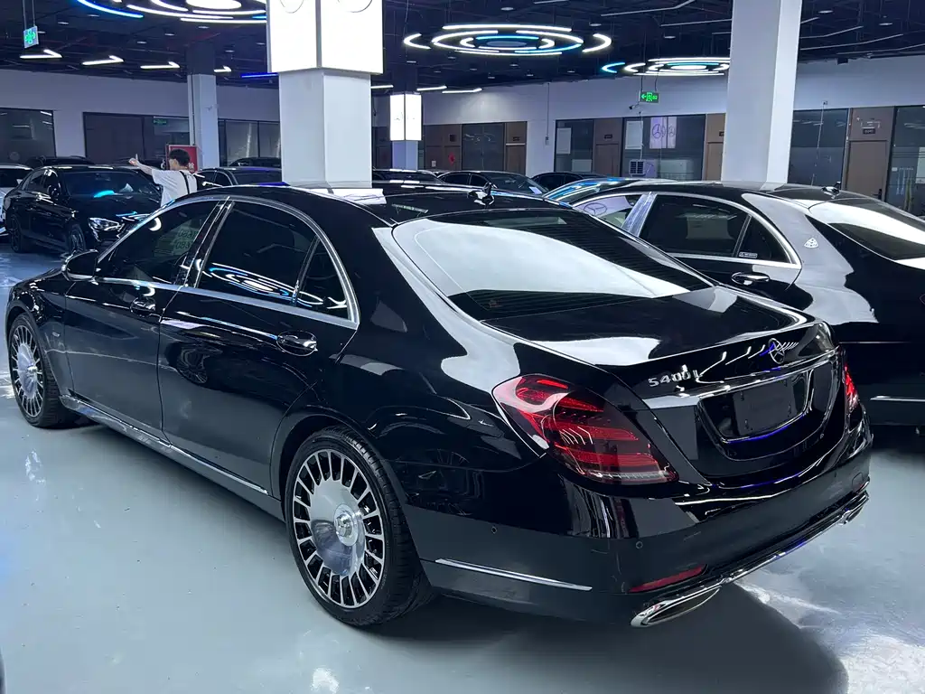Mercedes-Benz S-Class — миниатюра 10