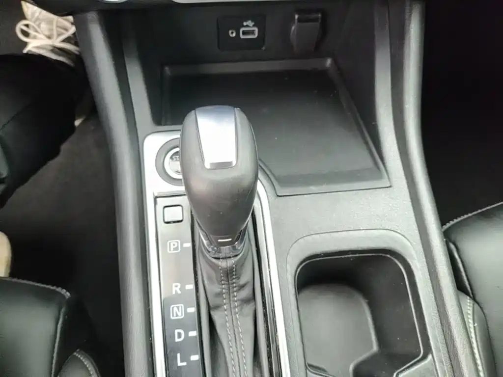 Nissan Sylphy — миниатюра 14