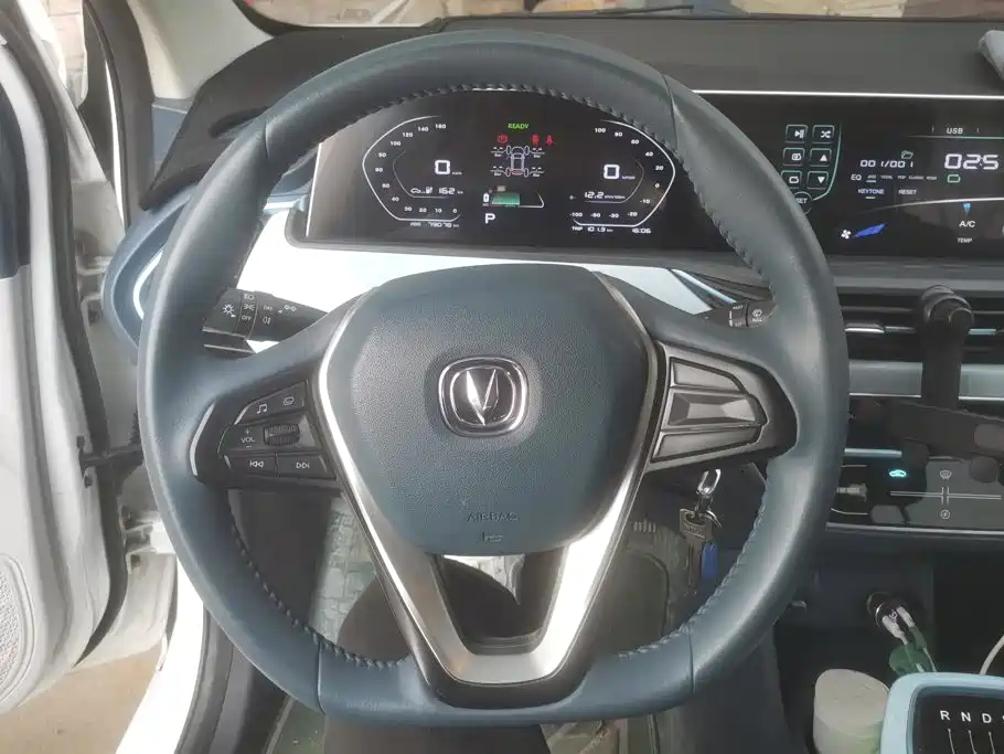 Changan Benben E-Star — миниатюра 15