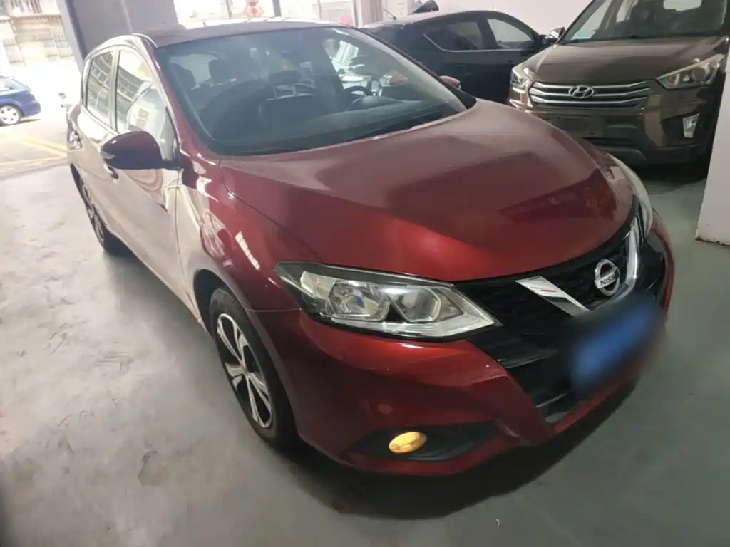 Nissan Tiida — миниатюра 4