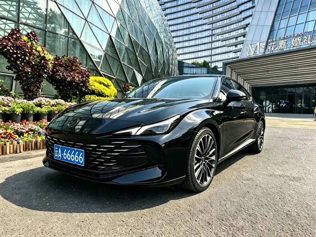 Mg MG7 2023