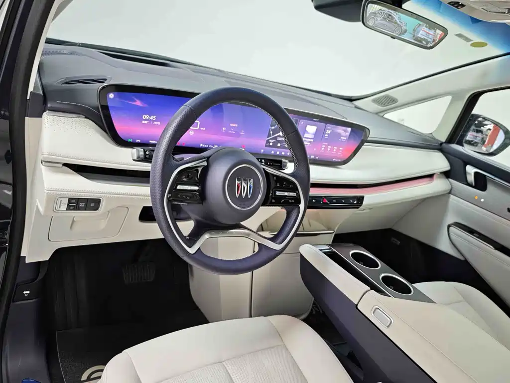 Buick GL8 Hybrid — миниатюра 7