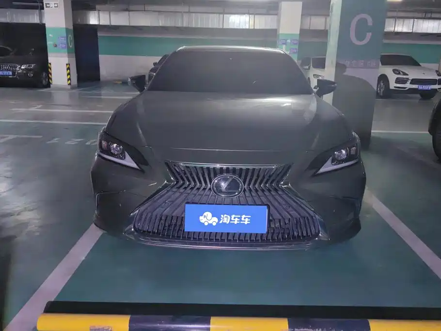 Lexus ES — миниатюра 2