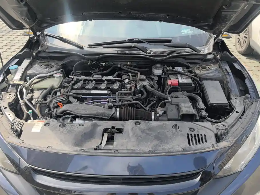 Honda Civic — миниатюра 10