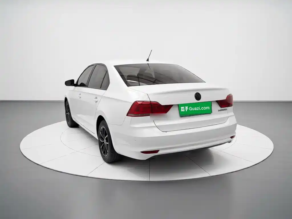 Volkswagen Santana — миниатюра 4