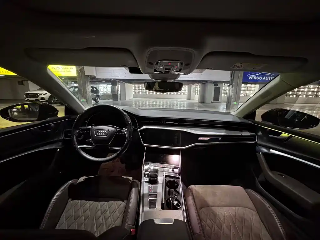 Audi A7L — миниатюра 6