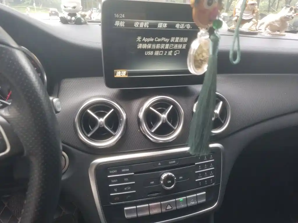 Mercedes-Benz GLA — миниатюра 9