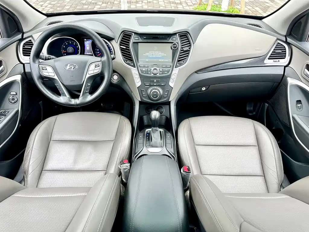 Hyundai Santa Fe (Import) — миниатюра 36