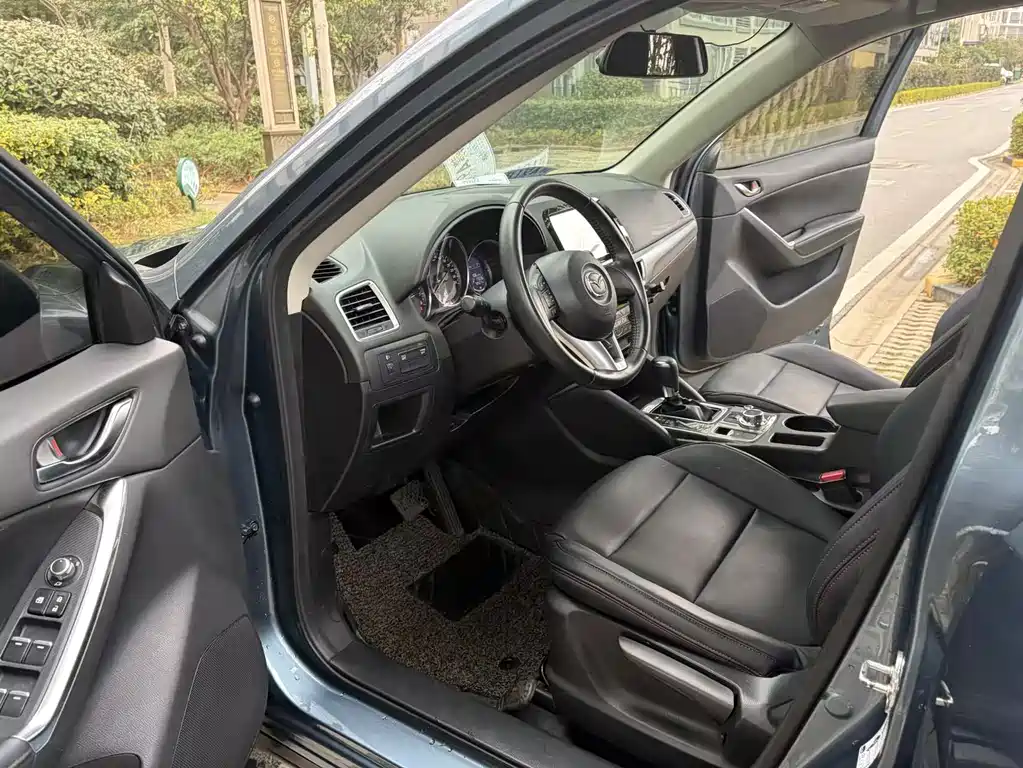 MAZDA CX 5