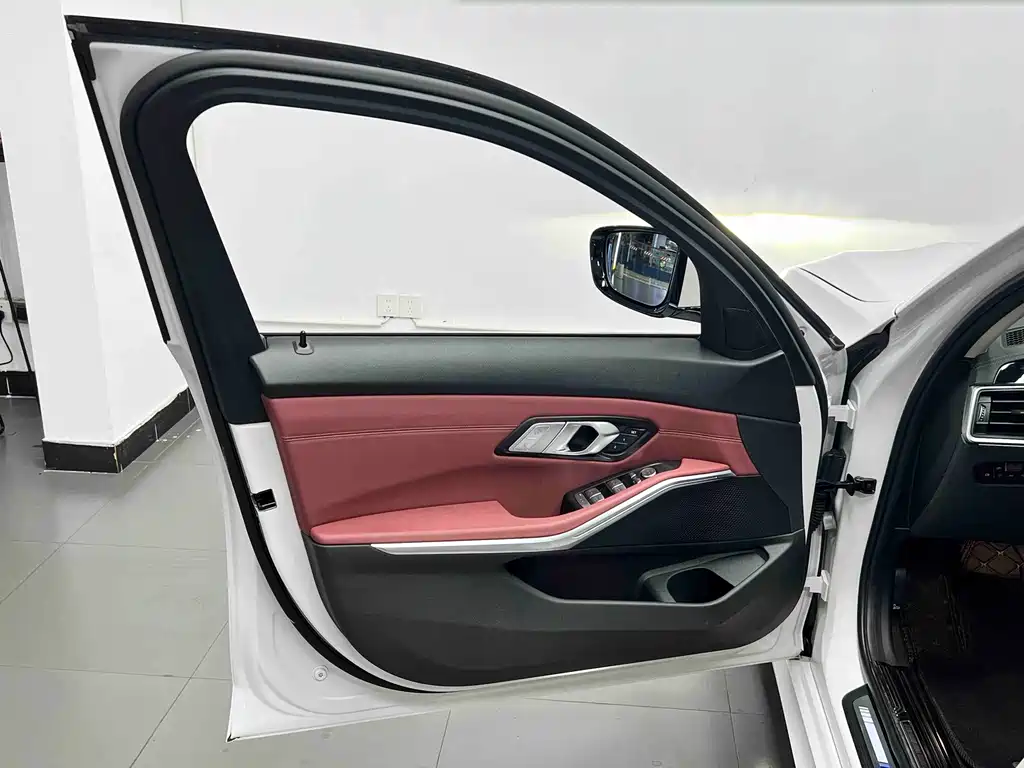 BMW 3 Series — миниатюра 16
