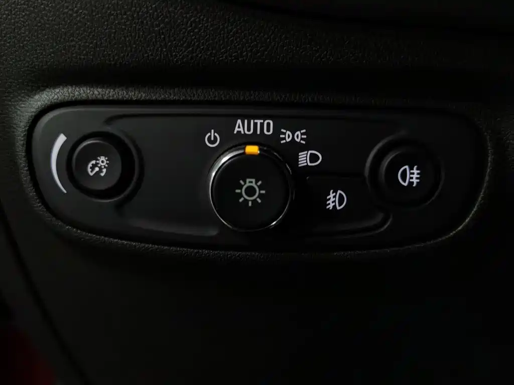 Chevrolet Equinox — миниатюра 21