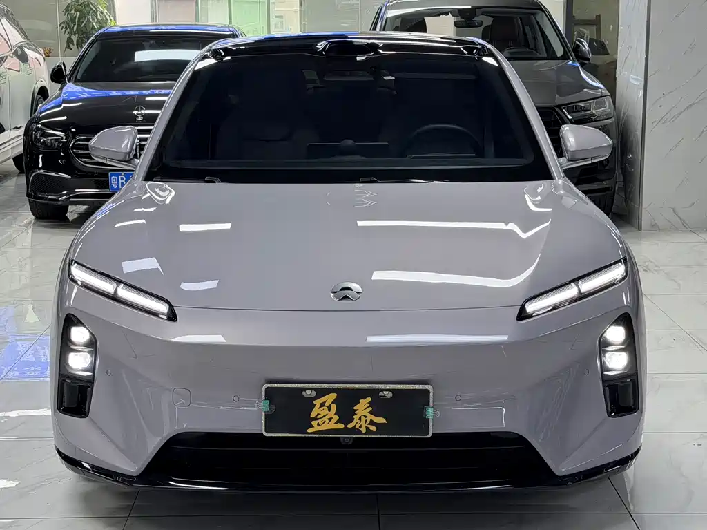 NIO NIO ET5T
