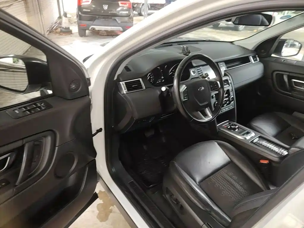 Land Rover Discovery Sport — миниатюра 16