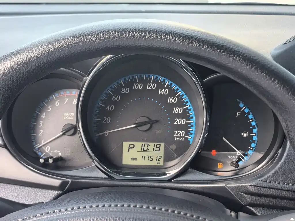 Toyota Yaris L — миниатюра 8