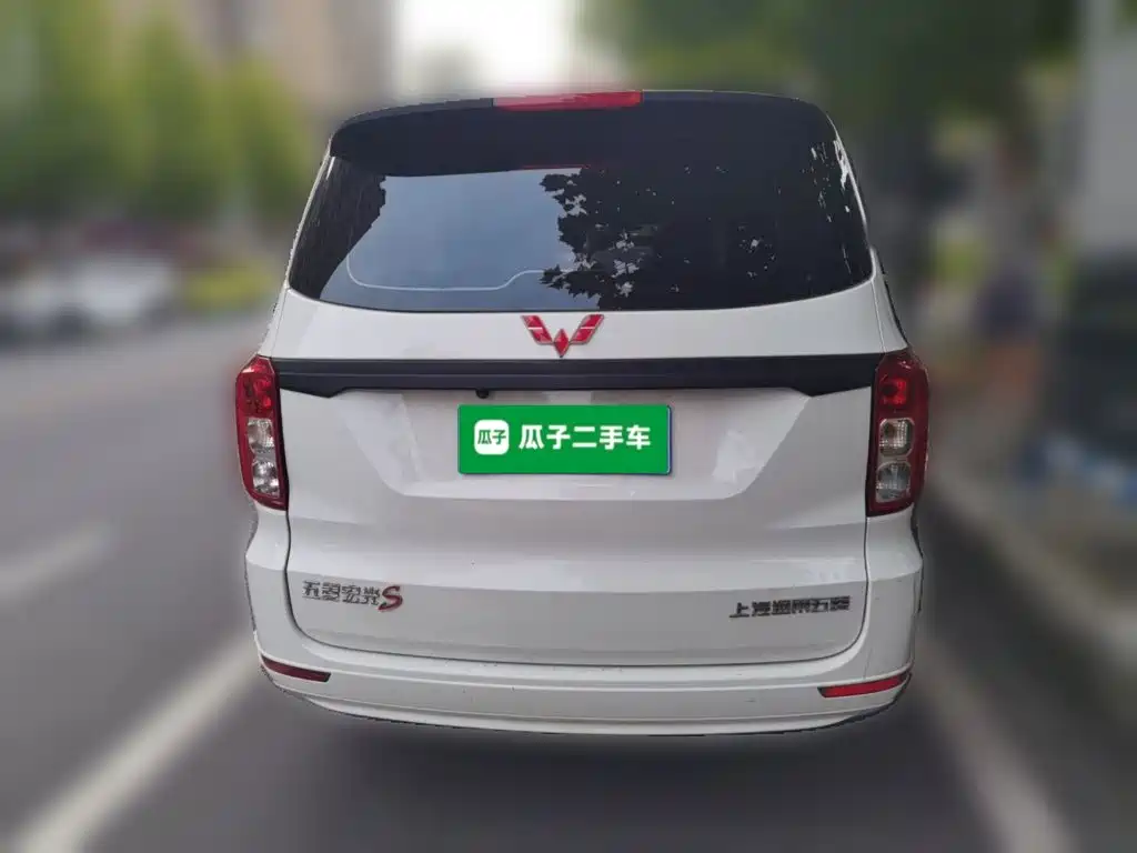 Wuling Hongguang — миниатюра 3
