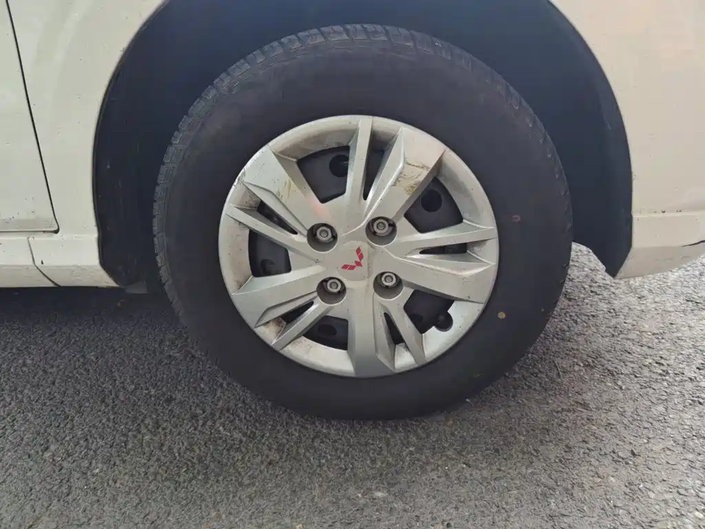 Wuling Hongguang — миниатюра 24