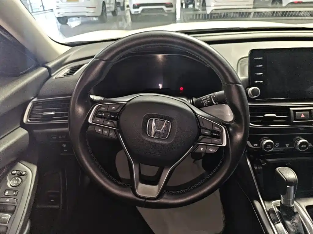 Honda Inspire — миниатюра 11