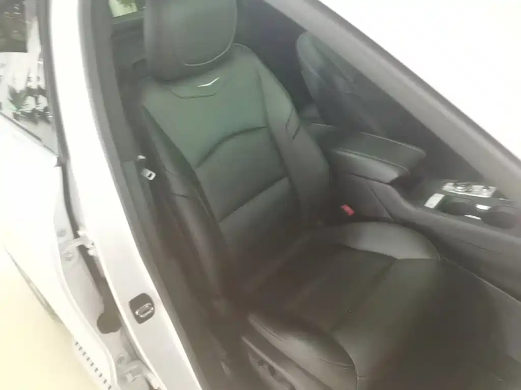 Cadillac XT4 — миниатюра 25