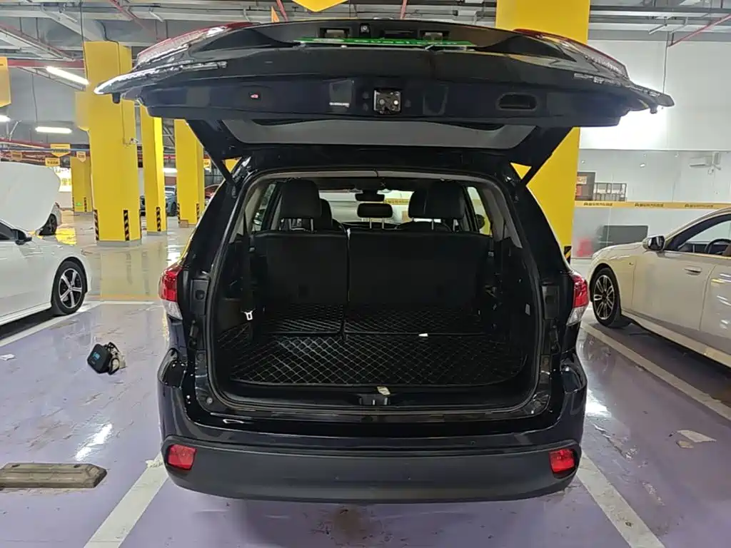 Toyota Highlander — миниатюра 19