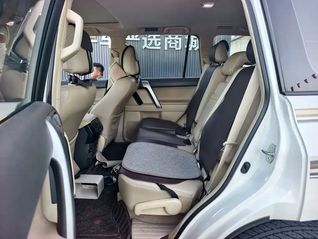 Toyota Prado (Import) — миниатюра 11