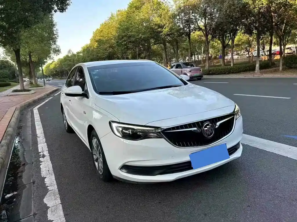 Buick Excelle — миниатюра 3