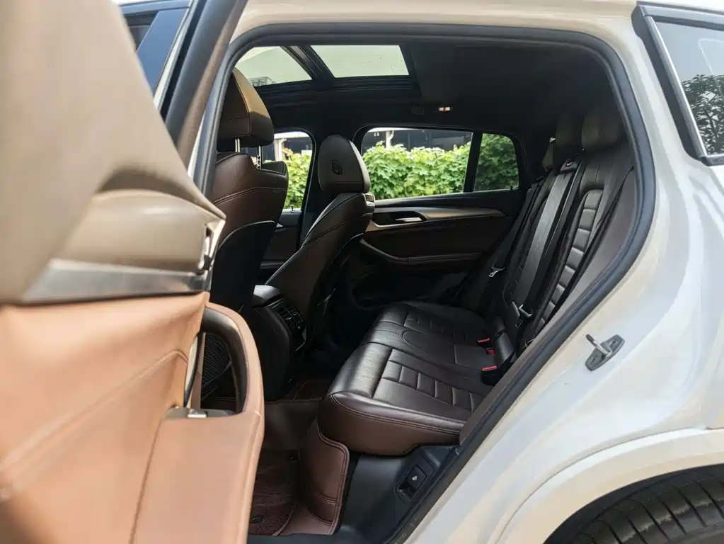 BMW X4 — миниатюра 9