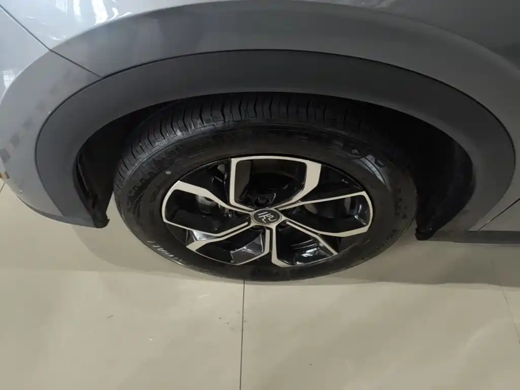 BYD Yuan Plus — миниатюра 23