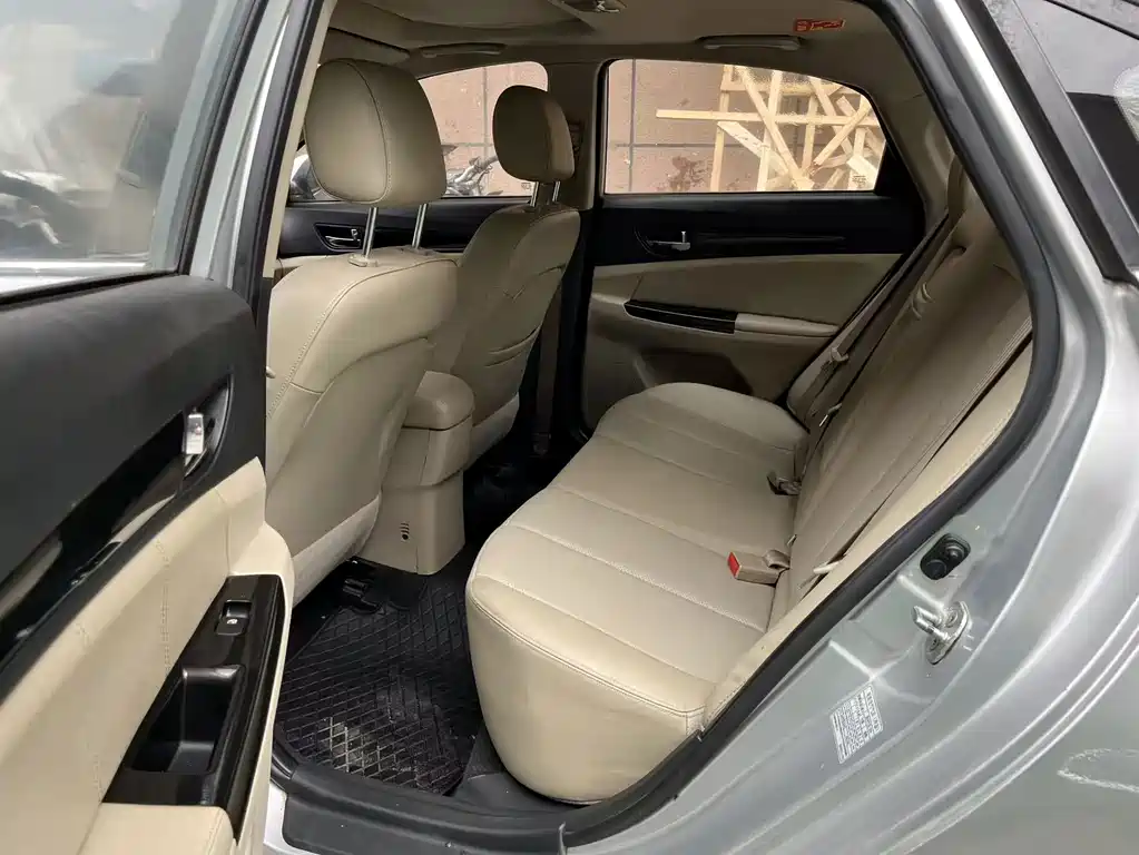 Changan Eado — миниатюра 8