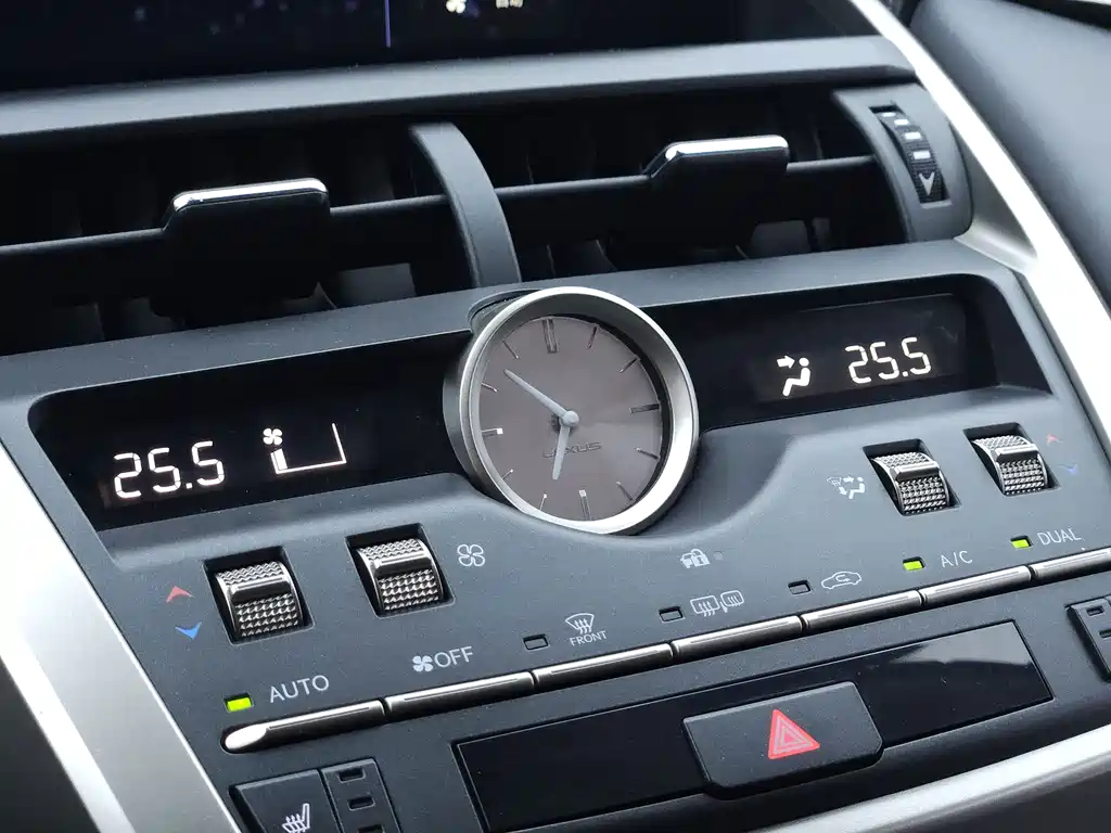 Lexus NX — миниатюра 17