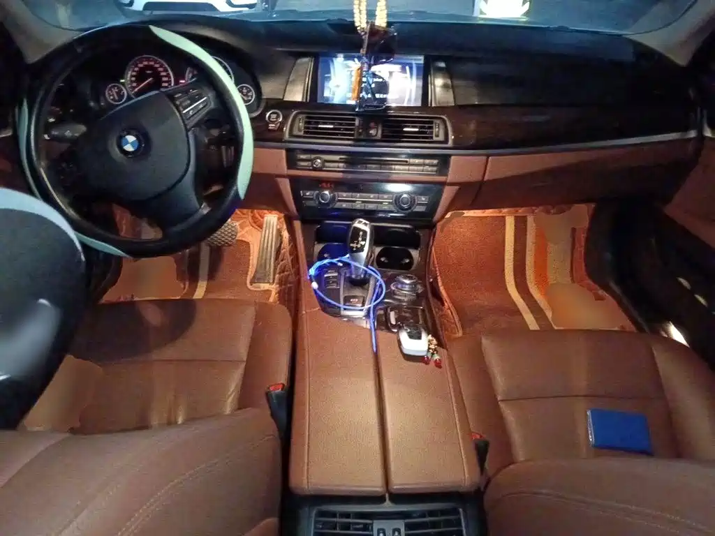 BMW 5 Series — миниатюра 5